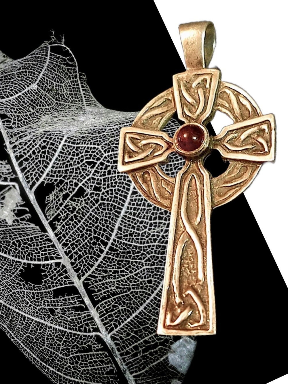 COPY - * Rare unidentified Stamp Garnet Stone Celtic Cross Pendant - Picture 4 of 14